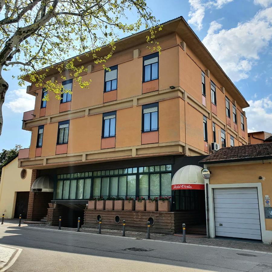 Hotel Perla Massa Lombarda Exterior photo