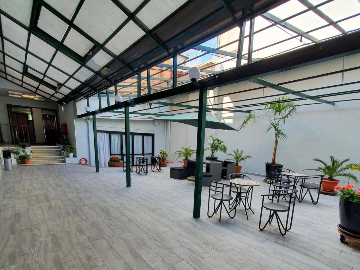 Hotel Perla Massa Lombarda Exterior photo