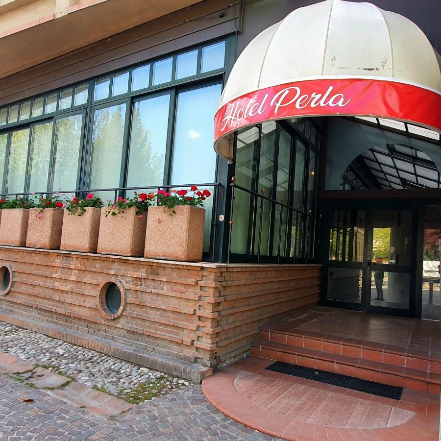 Hotel Perla Massa Lombarda Exterior photo
